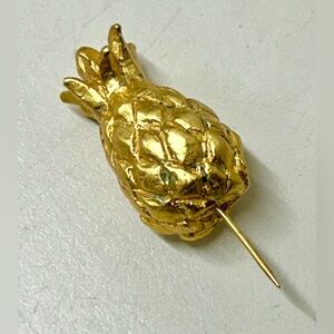 Vintage Gold Dipped Solid Metal Figural Pineapple Decorative Candle Top Pin